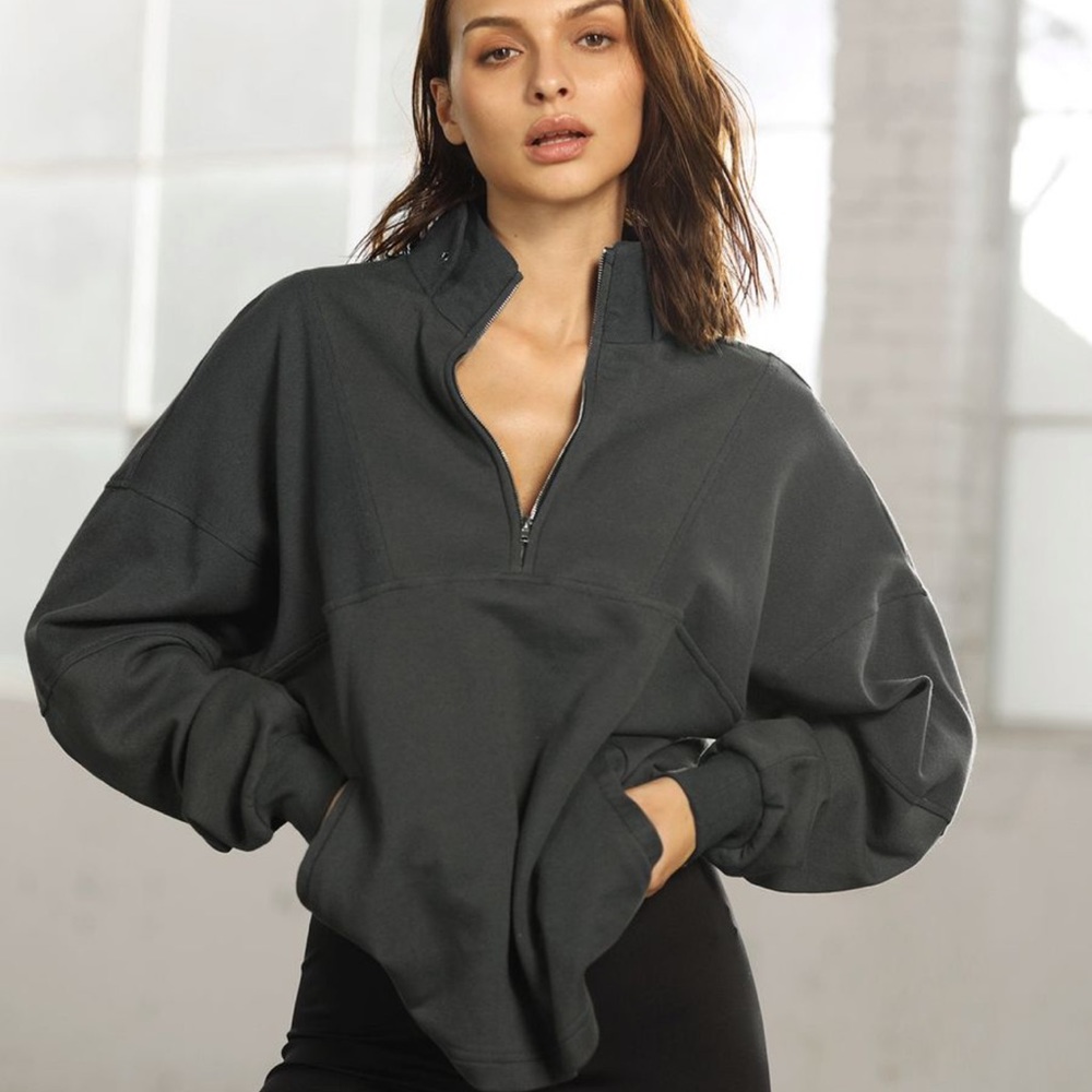 Grey oversized sweatshirt